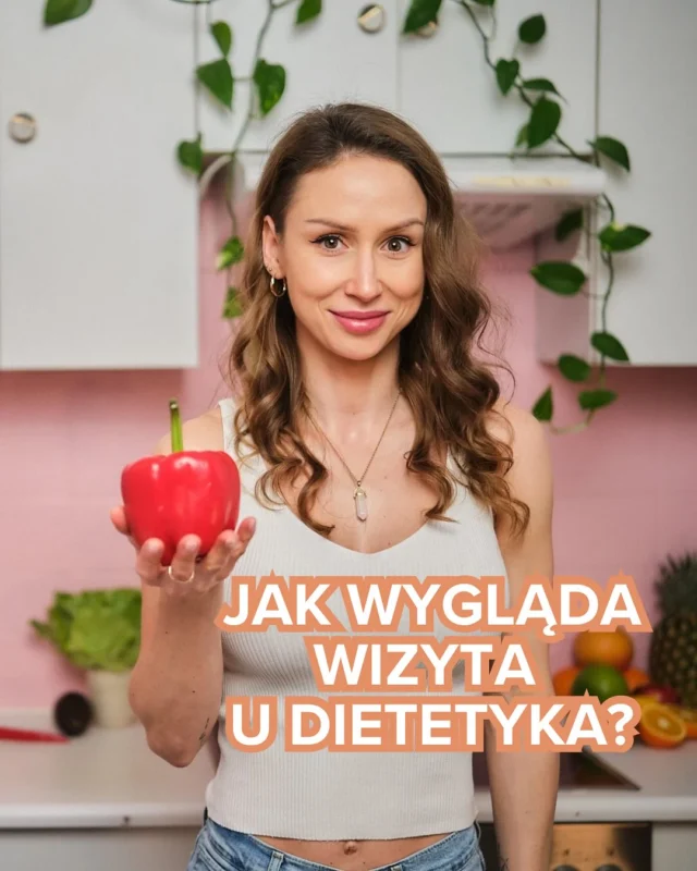 Jak wygląda wizyta u dietetyka? 🥦👩‍⚕️

Zobacz, na co zwracam uwagę i co jest ważne podczas spotkania:

✅ Badam Twoje cele i potrzeby – analizujemy Twoje oczekiwania, styl życia i motywację 🎯💡
✅ Przeprowadzam wywiad zdrowotny – omówienie wyników badań, chorób, leków i samopoczucia 🏥📋
✅ Przeprowadzam wywiad żywieniowy – sprawdzam Twoje nawyki, preferencje i rytm dnia 🥗🥖
✅ Wykonuję badania składu ciała – analiza tkanki tłuszczowej, mięśniowej i nawodnienia ⚖️📊
✅ Daję indywidualne zalecenia i ustalamy plan działania – konkretne kroki dopasowane do Ciebie 📝👣

💚 Chcesz poprawić swoje nawyki żywieniowe? Umów się na konsultację!

#dietetyk #dietetykwarszawa #zdroweodżywianie #dietapersonalna #analizaskładuciała #dietetykkliniczny
